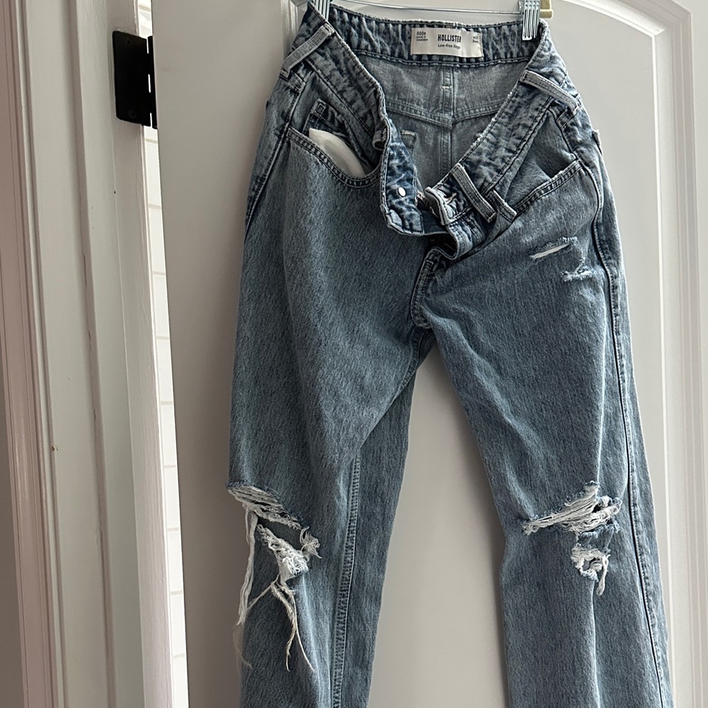Hollister Blue Distressed Boyfriend Jeans 000